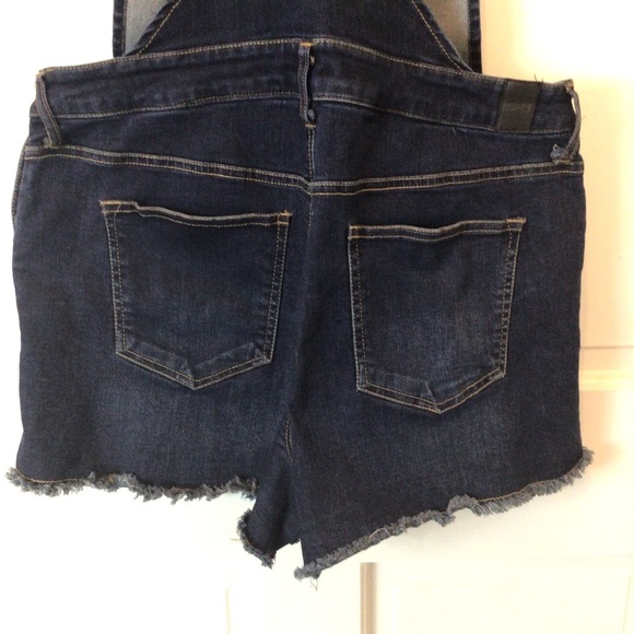 Celebrity Pink Juniors Dark Wash Stretch Denim Shortalls Size Large - Picture 7 of 9